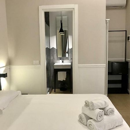 Kukka Rooms Napoli Eksteriør billede